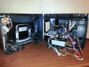 1983 Hitachi TV PC modification